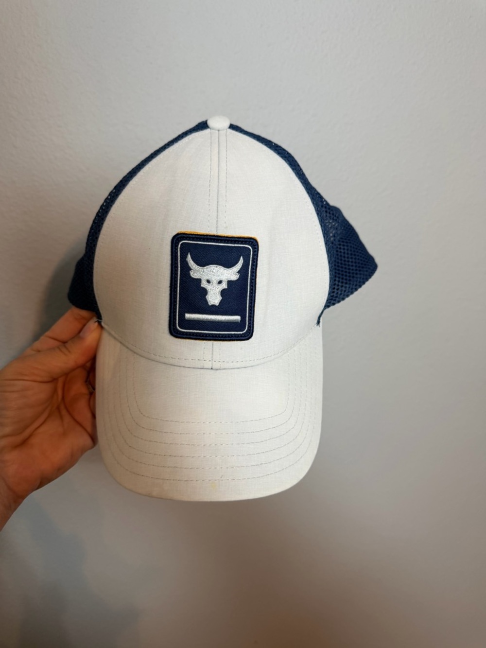 Under Armour Project Rock Trucker Hat SnapBack Navy White